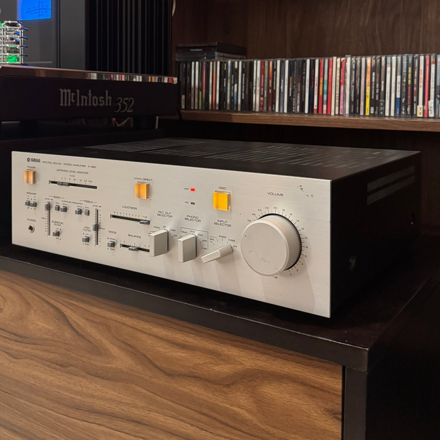 Yamaha A-960 Integrated Stereo Amplifier