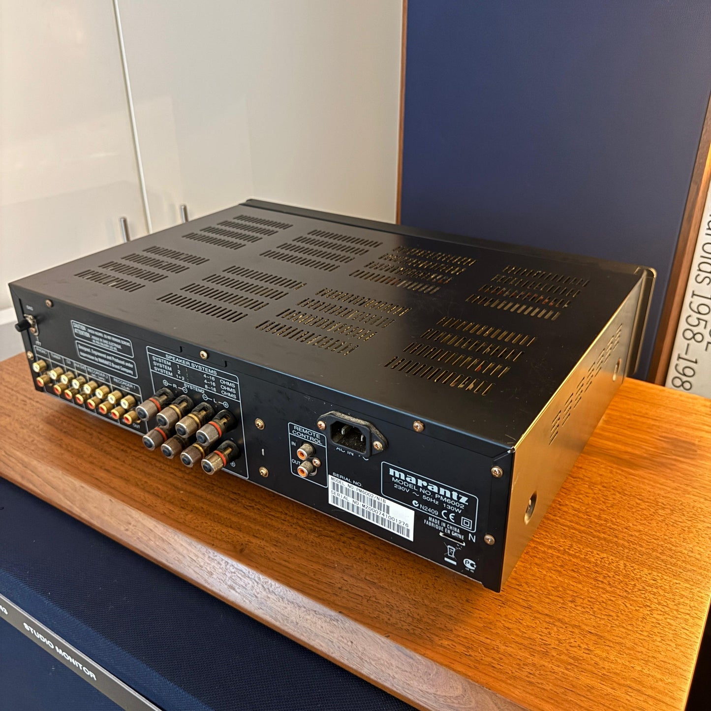Marantz Integrated Amplifier PM6002