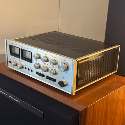 Accuphase E-202