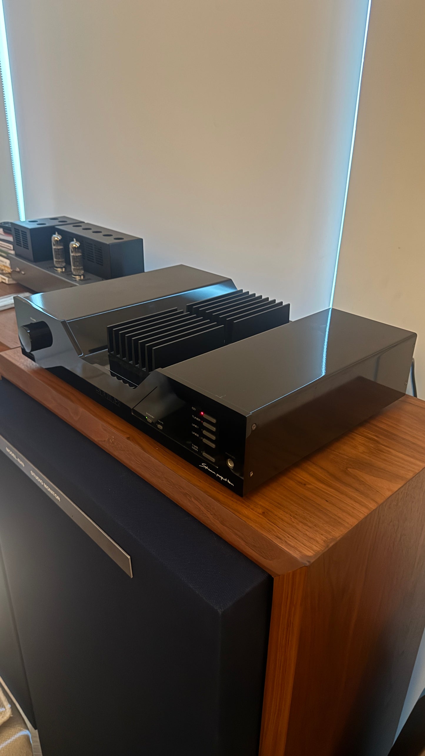 Sphinx Project 10 Integrated Stereo Amplifier