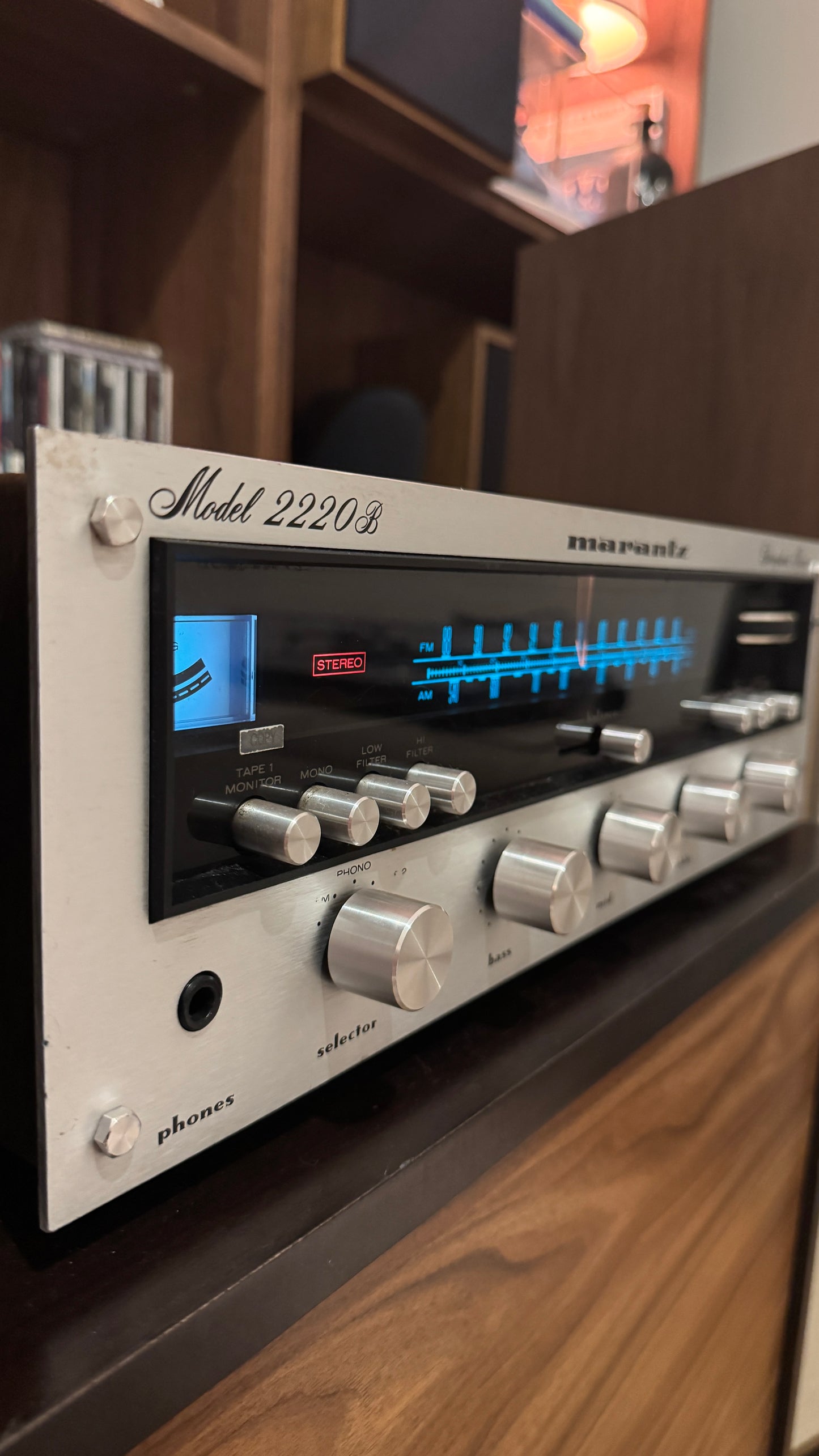 Marantz 2220B Reciever
