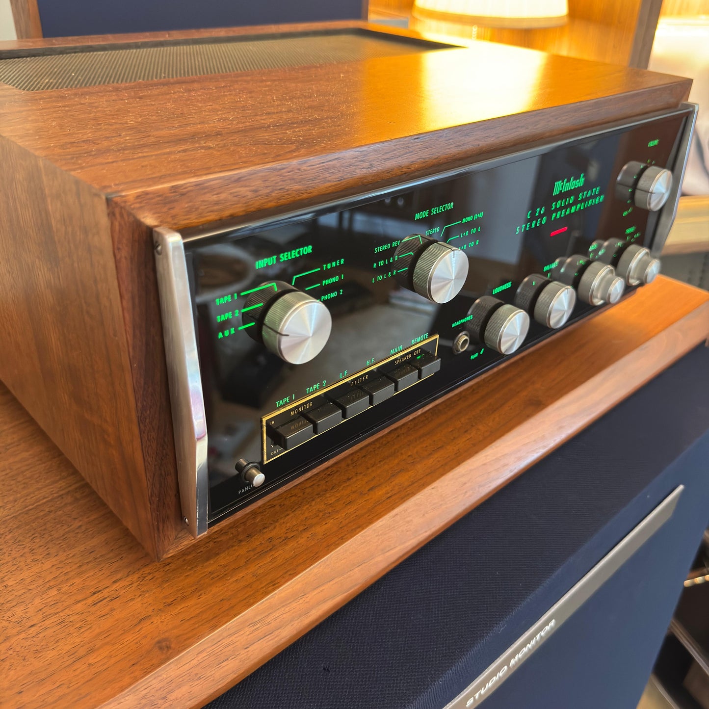 McIntosh C26 Stereo Preamplifier