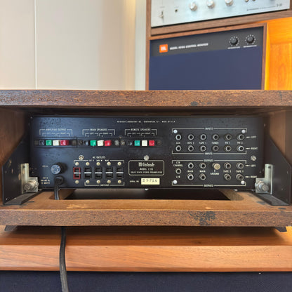 McIntosh C26 Stereo Preamplifier
