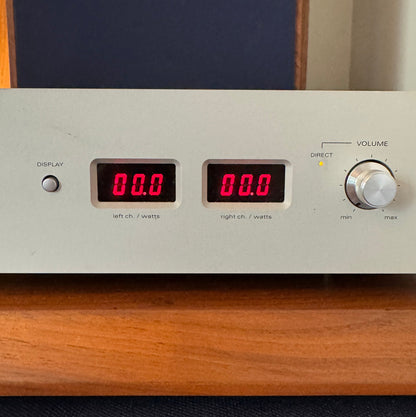 Luxman M-200
