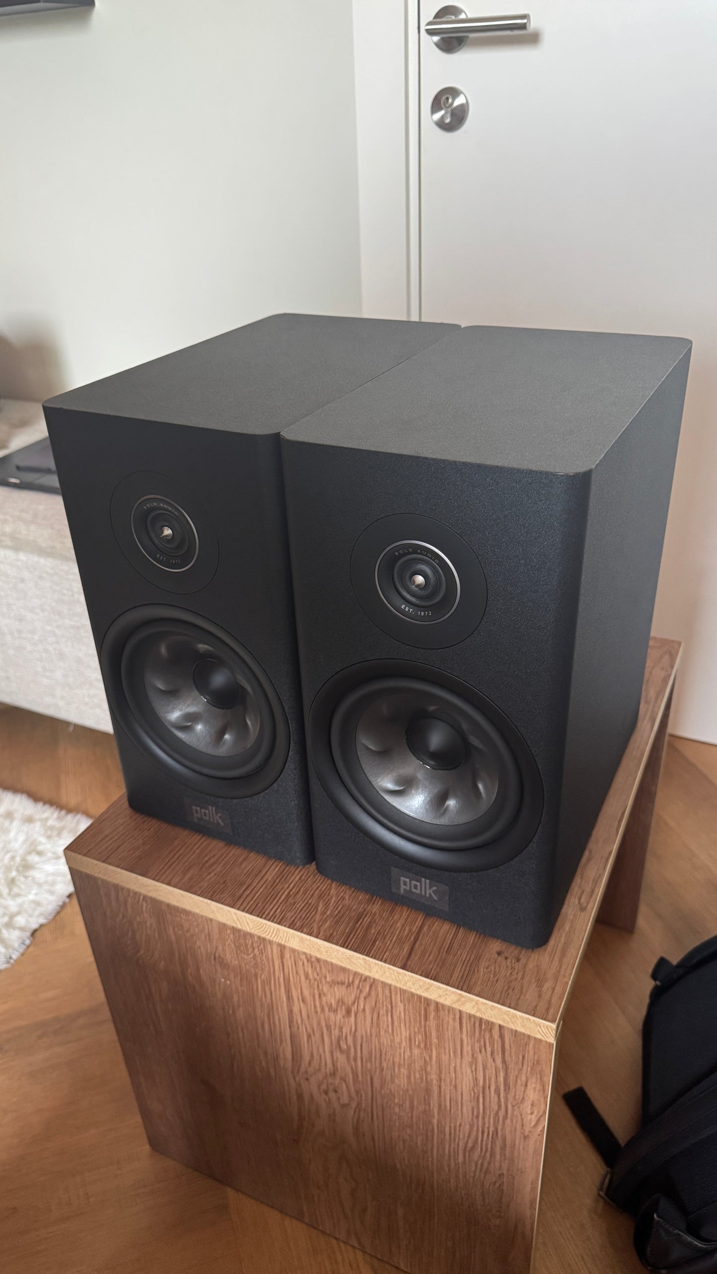 Polk Audio Reserve R200 Bookshelf Speakers